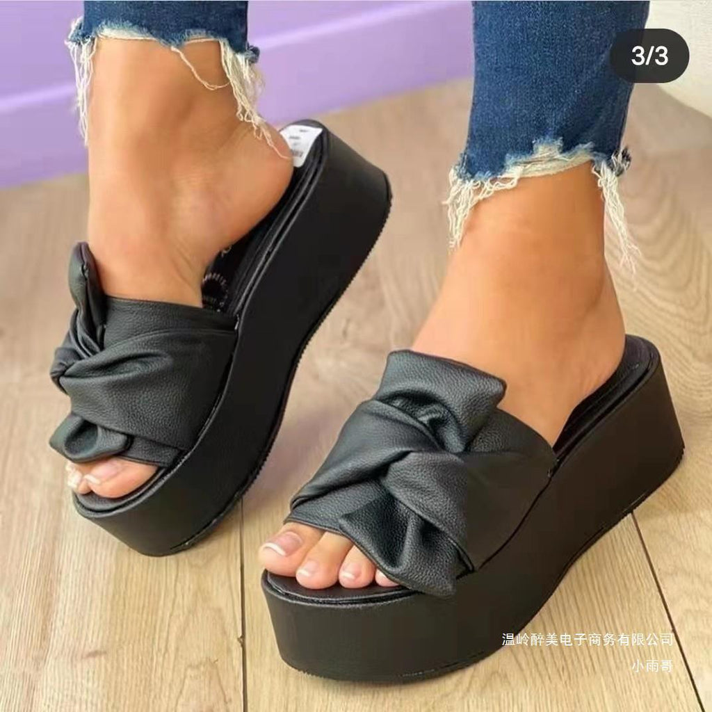 Beautifully Crafted Orthopedic Sandals