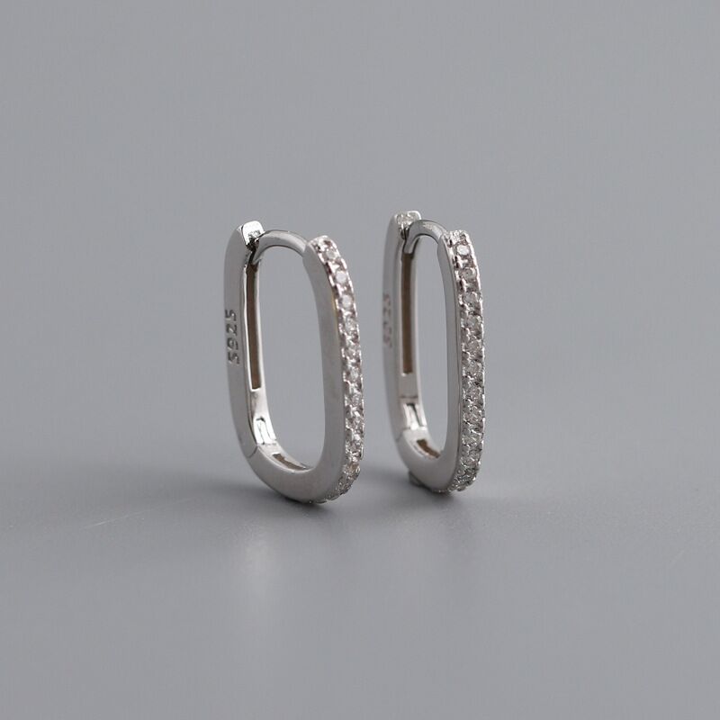 Classic Earring with Timeless Appeal