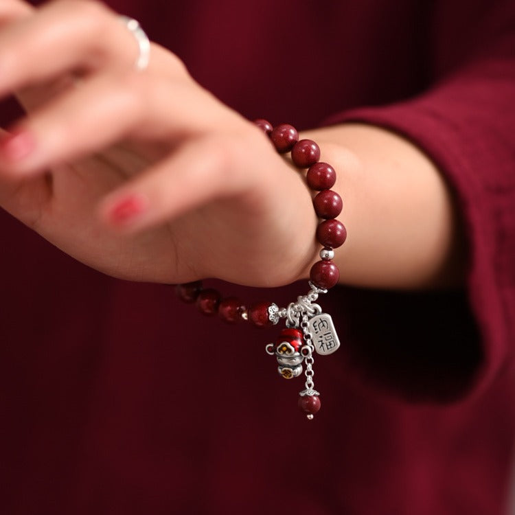 Classic Silver Bracelet with Timeless Appeal
