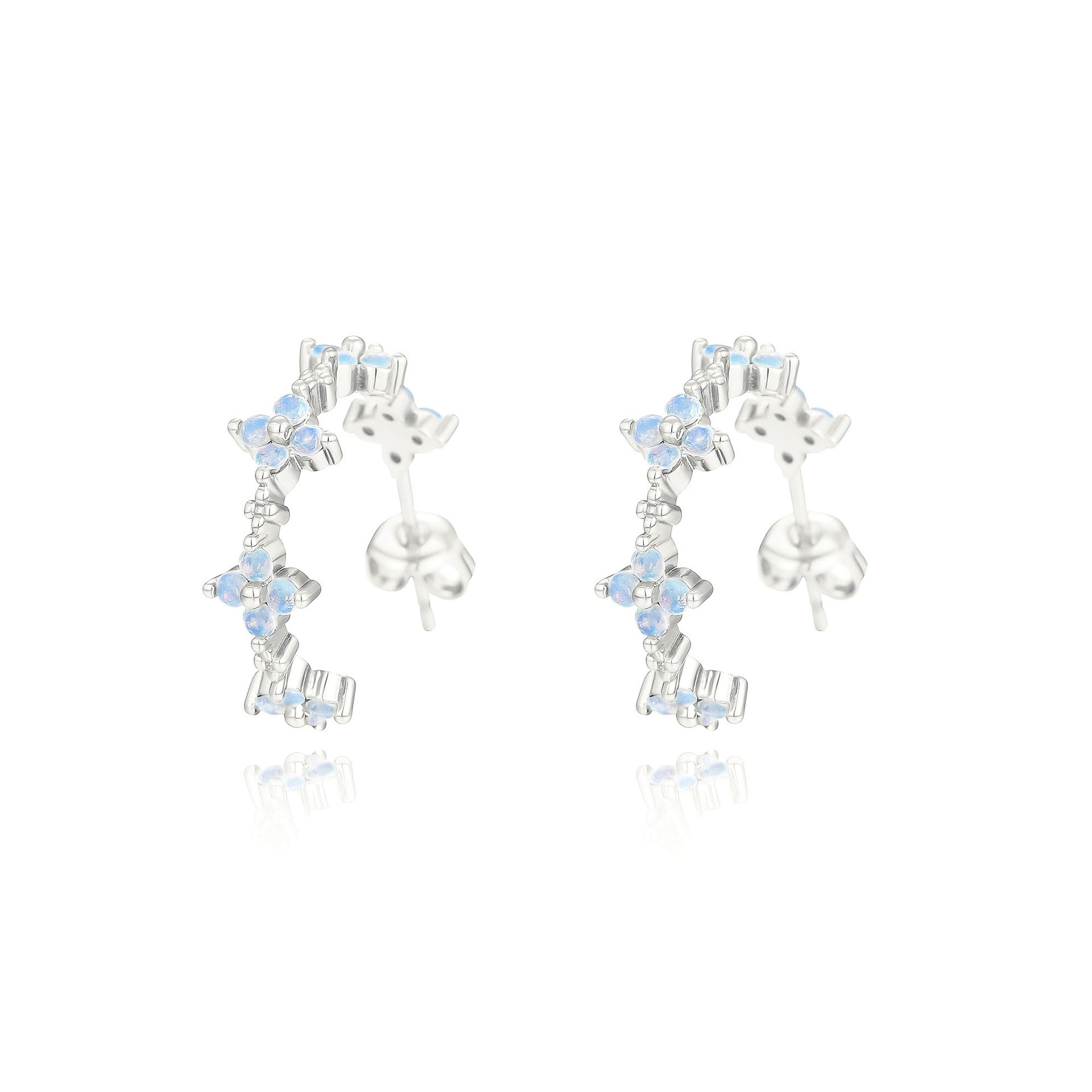 Beautiful Silver Earring with Unique Style