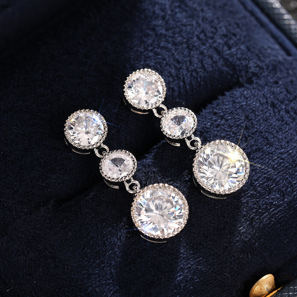 Romantic Earring for Special Moments