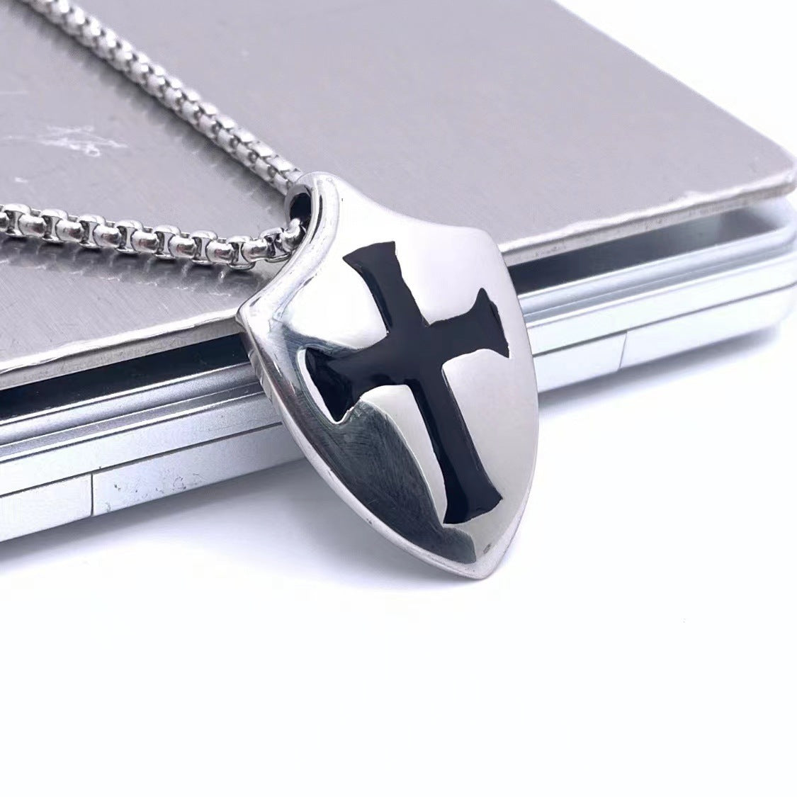 Stunning Pendant for Daily Wear