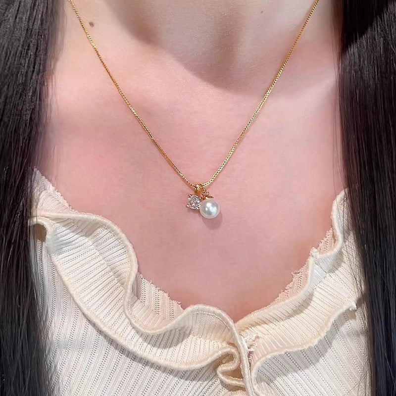 Romantic Pearl Necklace for Special Moments