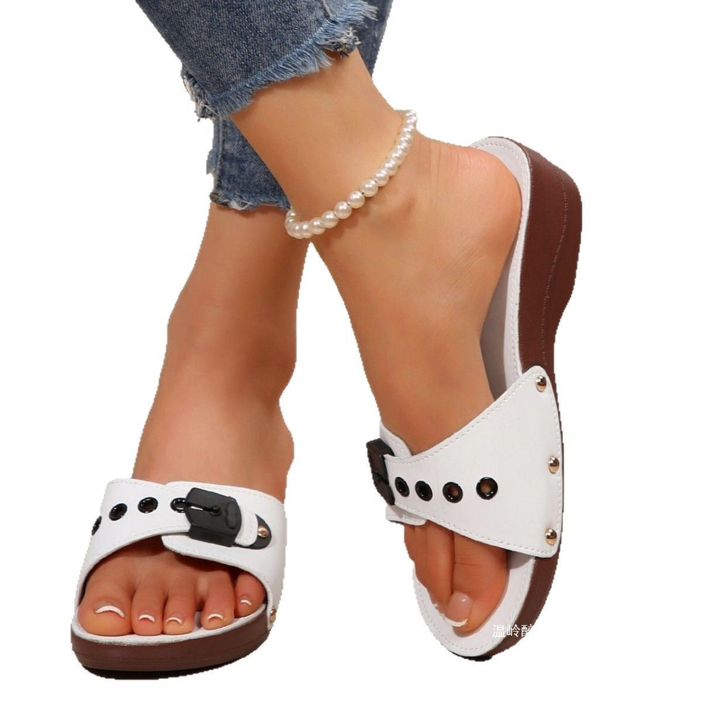 Classic Orthopedic Sandals with Timeless Style