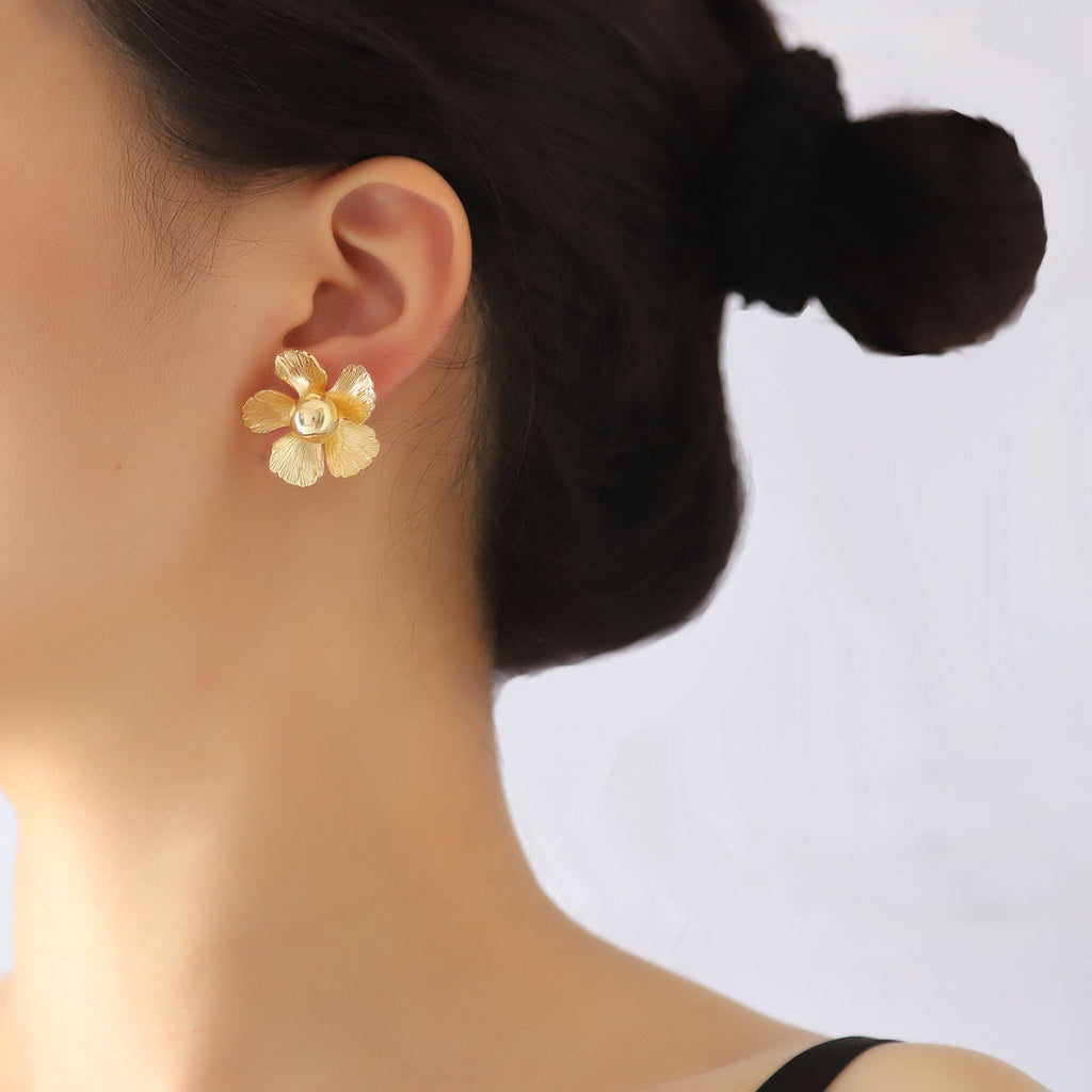 Classic Earring with Timeless Appeal