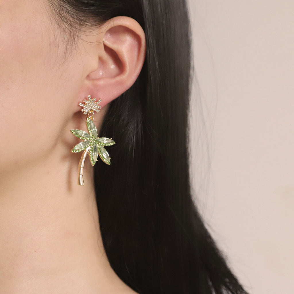 Charming Earring for Any Occasion