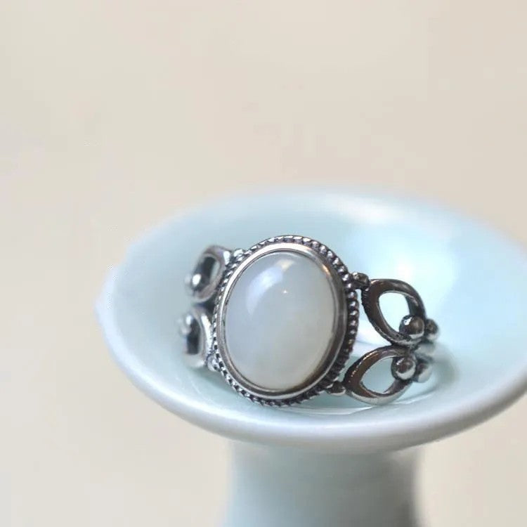 Elegant Silver Ring for Every Occasion