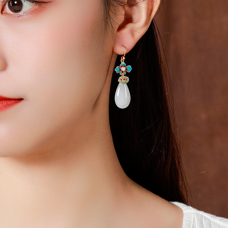 Stunning Gold Earring for Daily Wear
