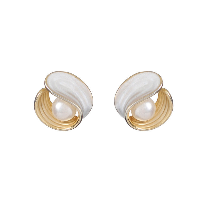 Elegant Pearl Earring for Every Occasion