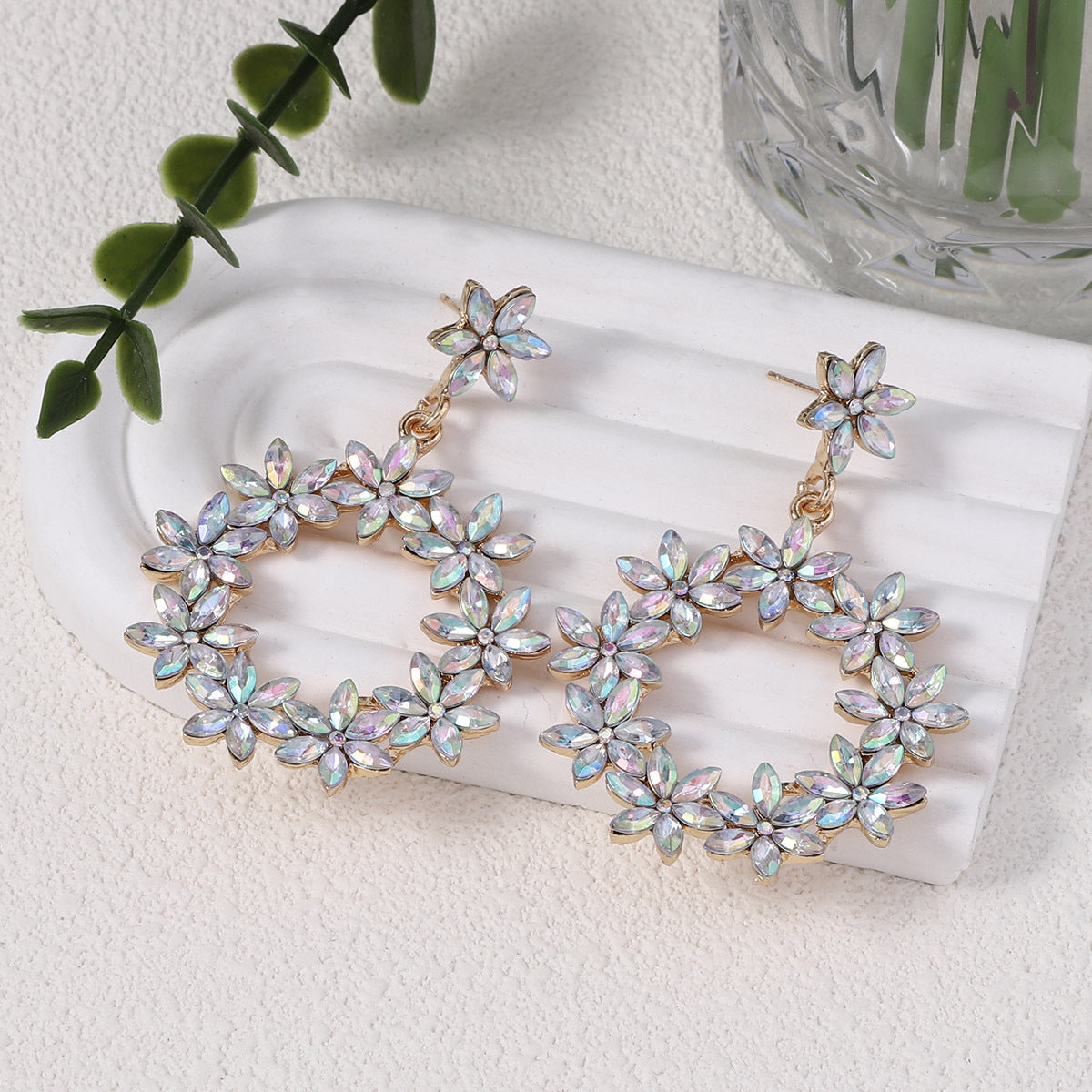 Charming Earring for Any Occasion
