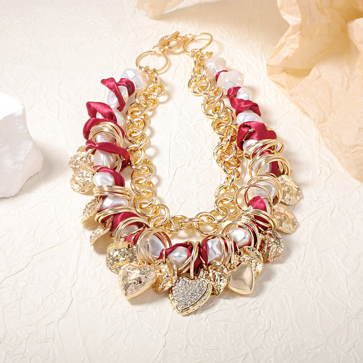 Romantic Pearl Necklace for Special Moments