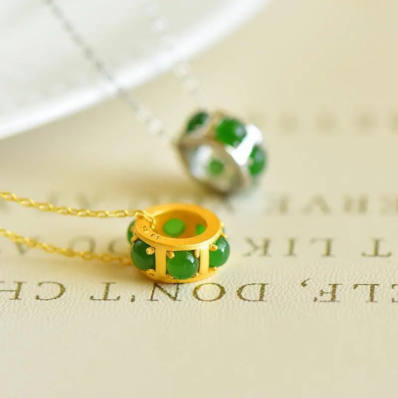 Romantic Silver Necklace for Special Moments