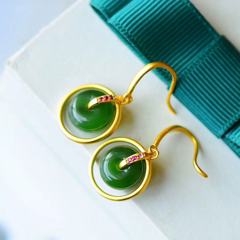 Elegant Silver Piece for Every Occasion