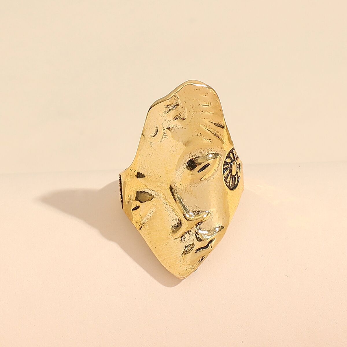 Stunning Ring for Daily Wear
