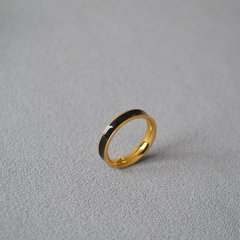 Charming Gold Ring for Any Occasion