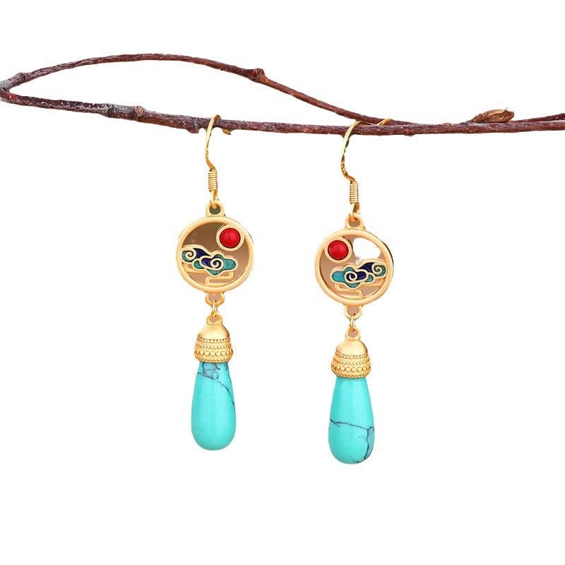 Stunning Gold Earring for Daily Wear