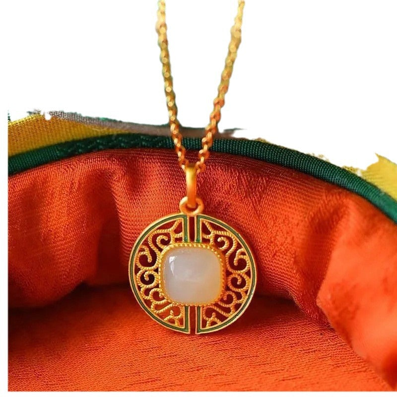 Elegant Silver Necklace for Every Occasion