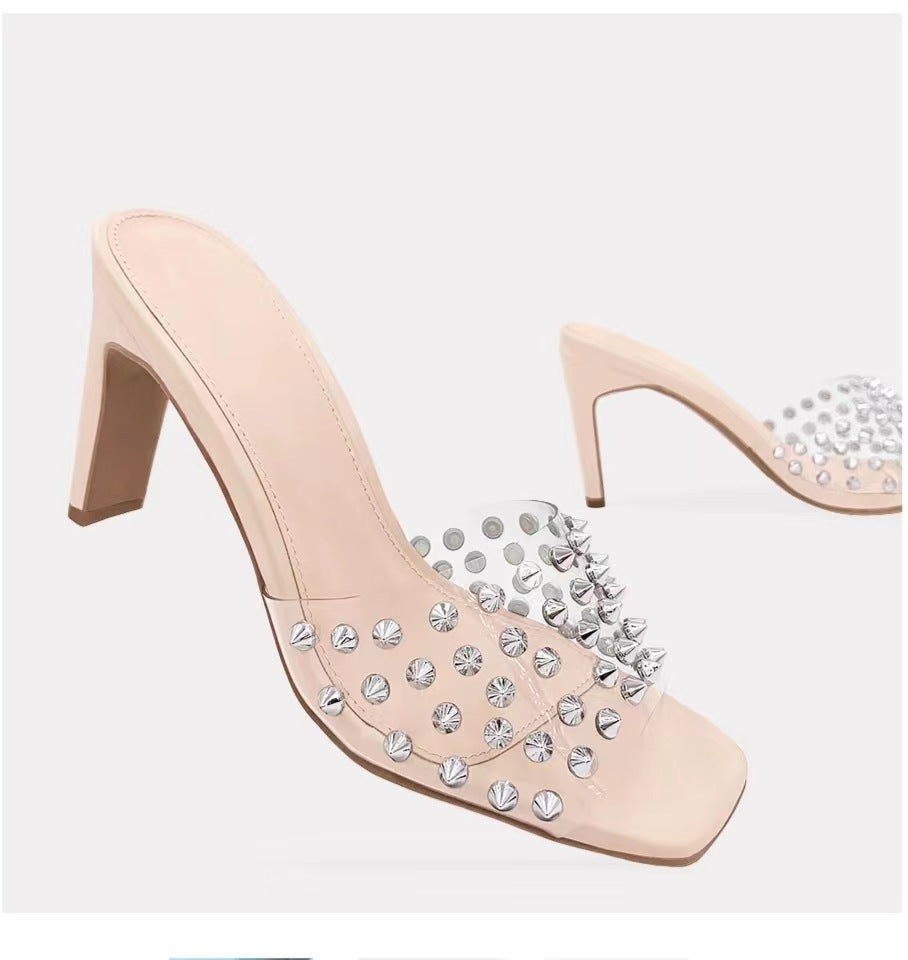 Chic Orthopedic Sandals with Unique Design