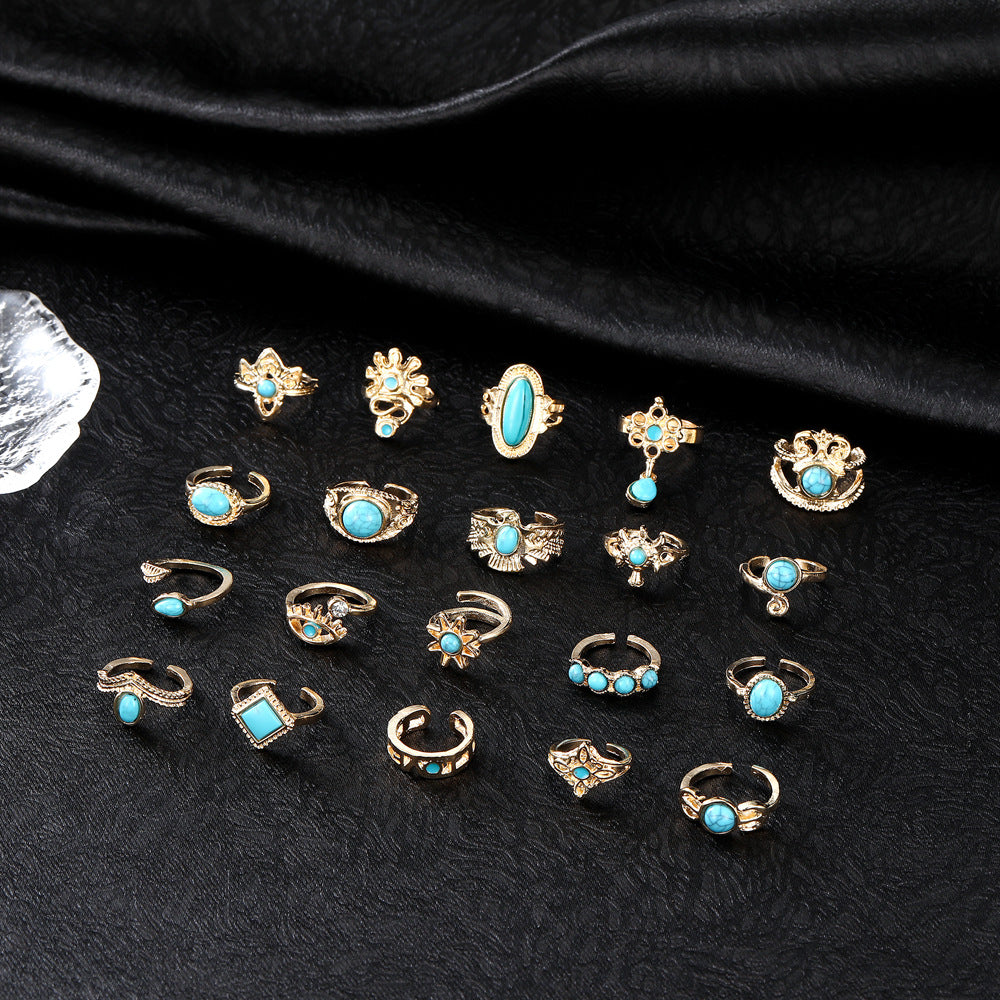 Beautiful Set with Unique Style