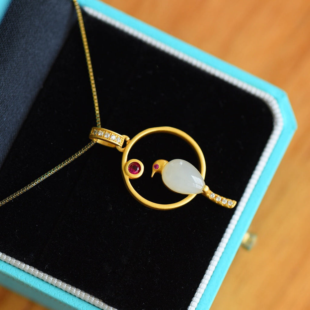Classic Gold Necklace with Timeless Appeal