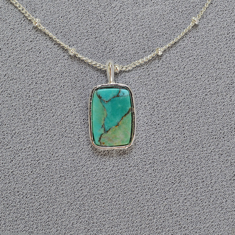 Classic Silver Necklace with Timeless Appeal
