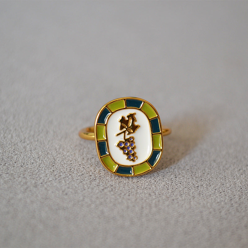 Beautiful Gold Ring with Unique Style