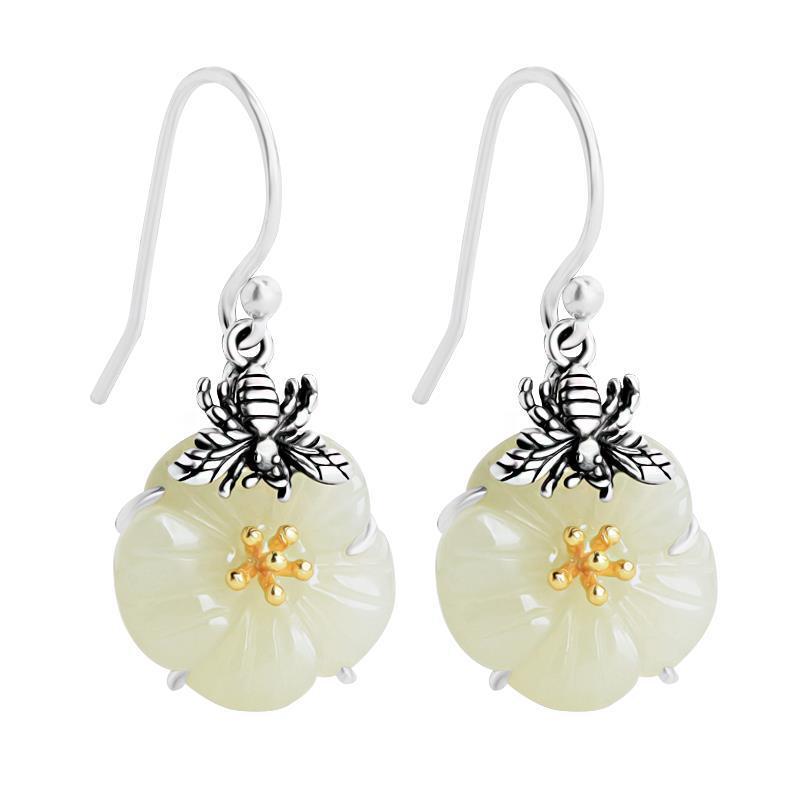 Elegant Silver Earring for Every Occasion