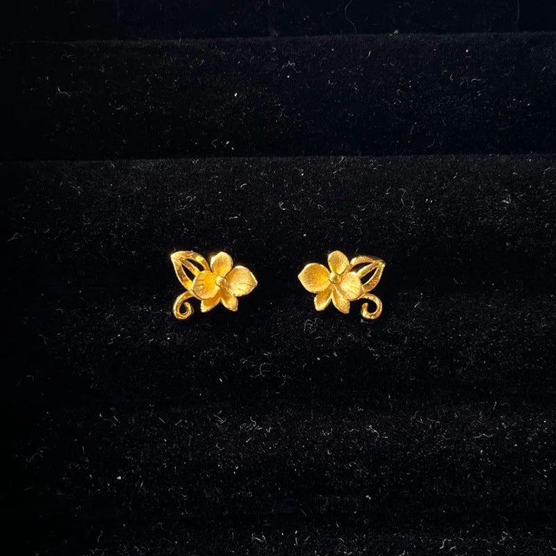 Charming Earring for Any Occasion