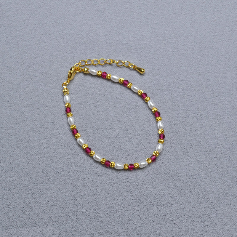 Classic Pearl Necklace with Timeless Appeal