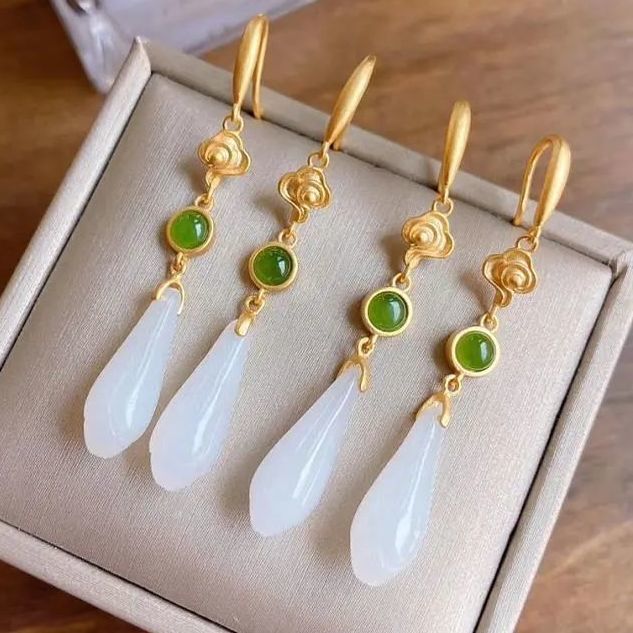 Stunning Silver Earring for Daily Wear