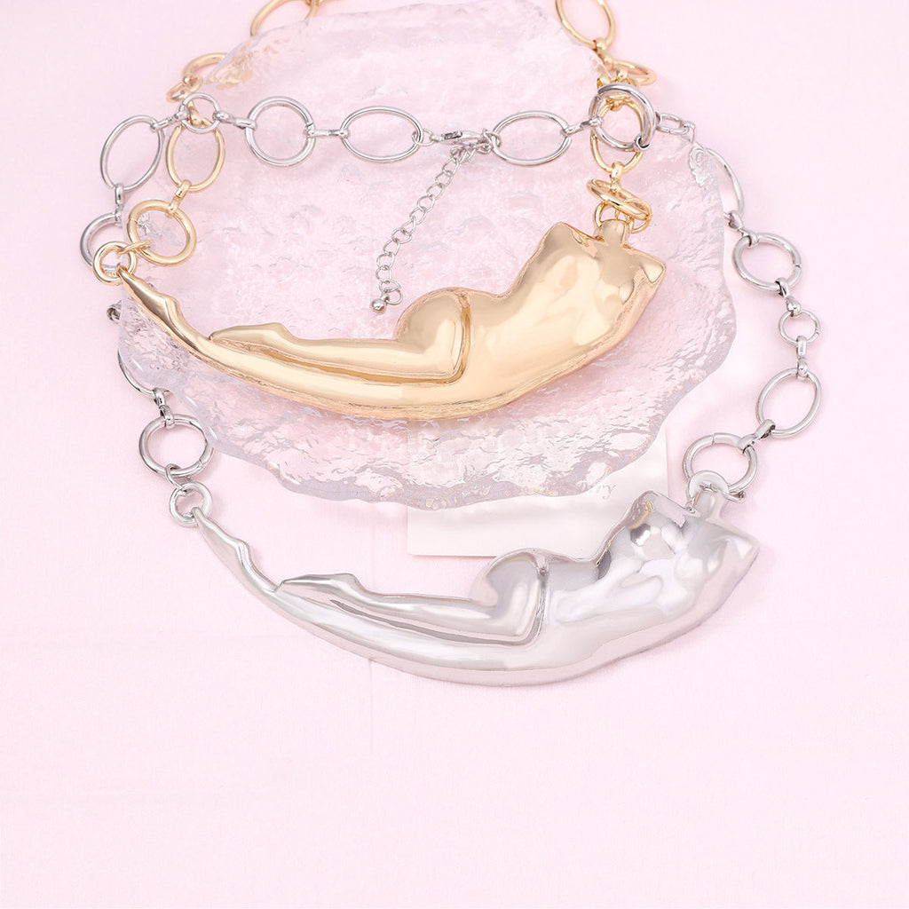 Classic Chain with Timeless Appeal