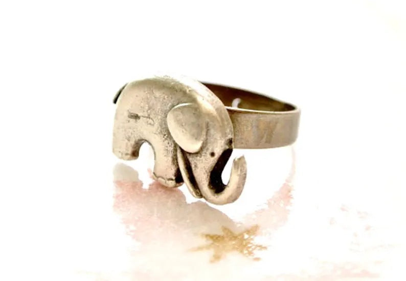 Classic Ring with Timeless Appeal