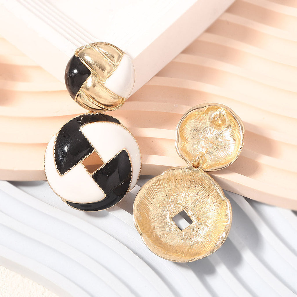 Romantic Earring for Special Moments