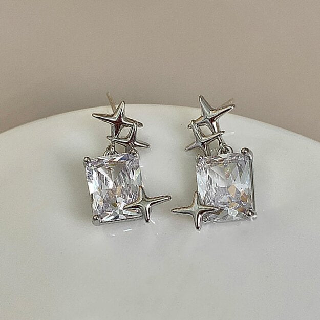 Stunning Earring for Daily Wear