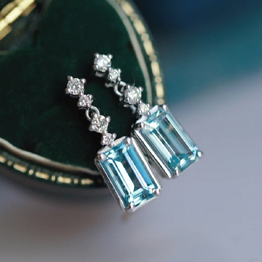Romantic Earring for Special Moments