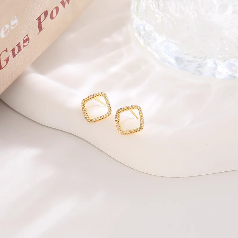 Romantic Earring for Special Moments