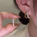 Charming Pearl Earring for Any Occasion
