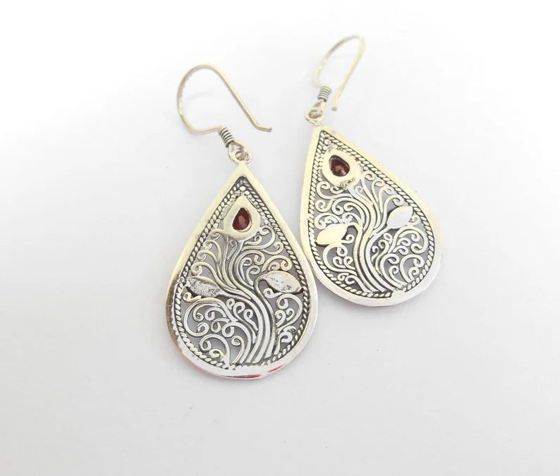 Vintage Handmade Earring
