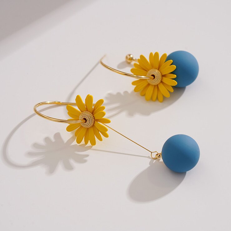 Stunning Earring for Daily Wear