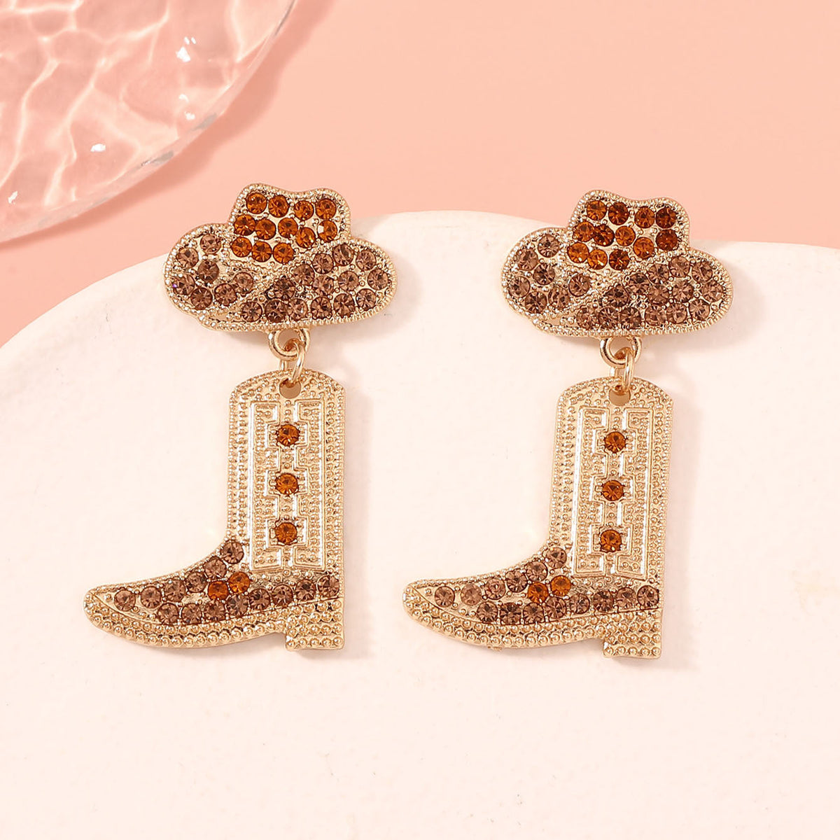 Charming Earring for Any Occasion