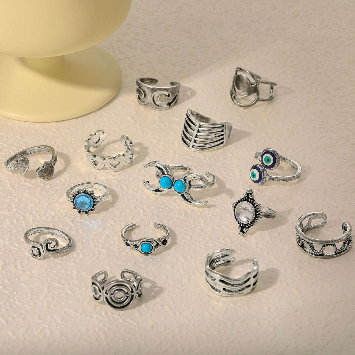 Beautiful Set with Unique Style