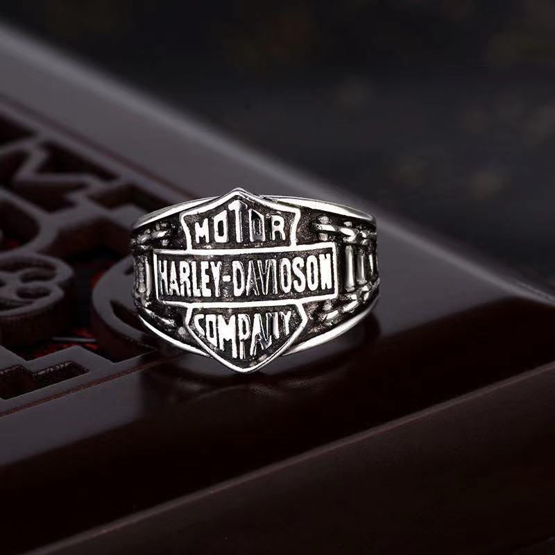 Classic Ring with Timeless Appeal
