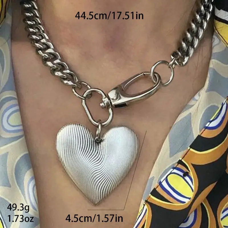 Romantic Necklace for Special Moments