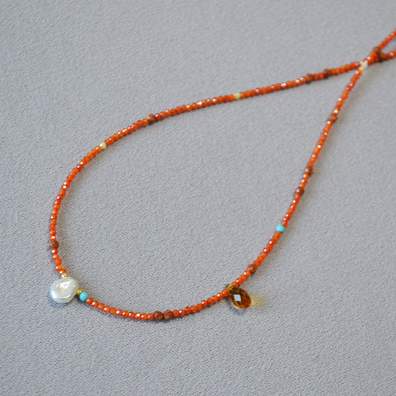 Classic Pearl Necklace with Timeless Appeal
