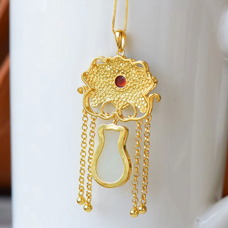 Stunning Necklace for Daily Wear