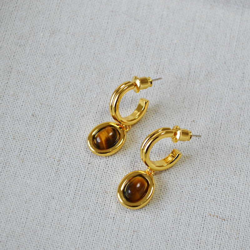 Classic Necklace with Timeless Appeal