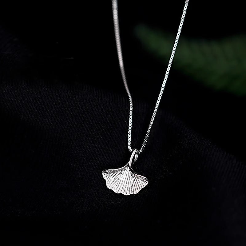 Stunning Necklace for Daily Wear