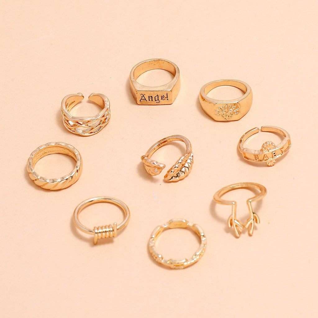Classic Gold Chain with Timeless Appeal