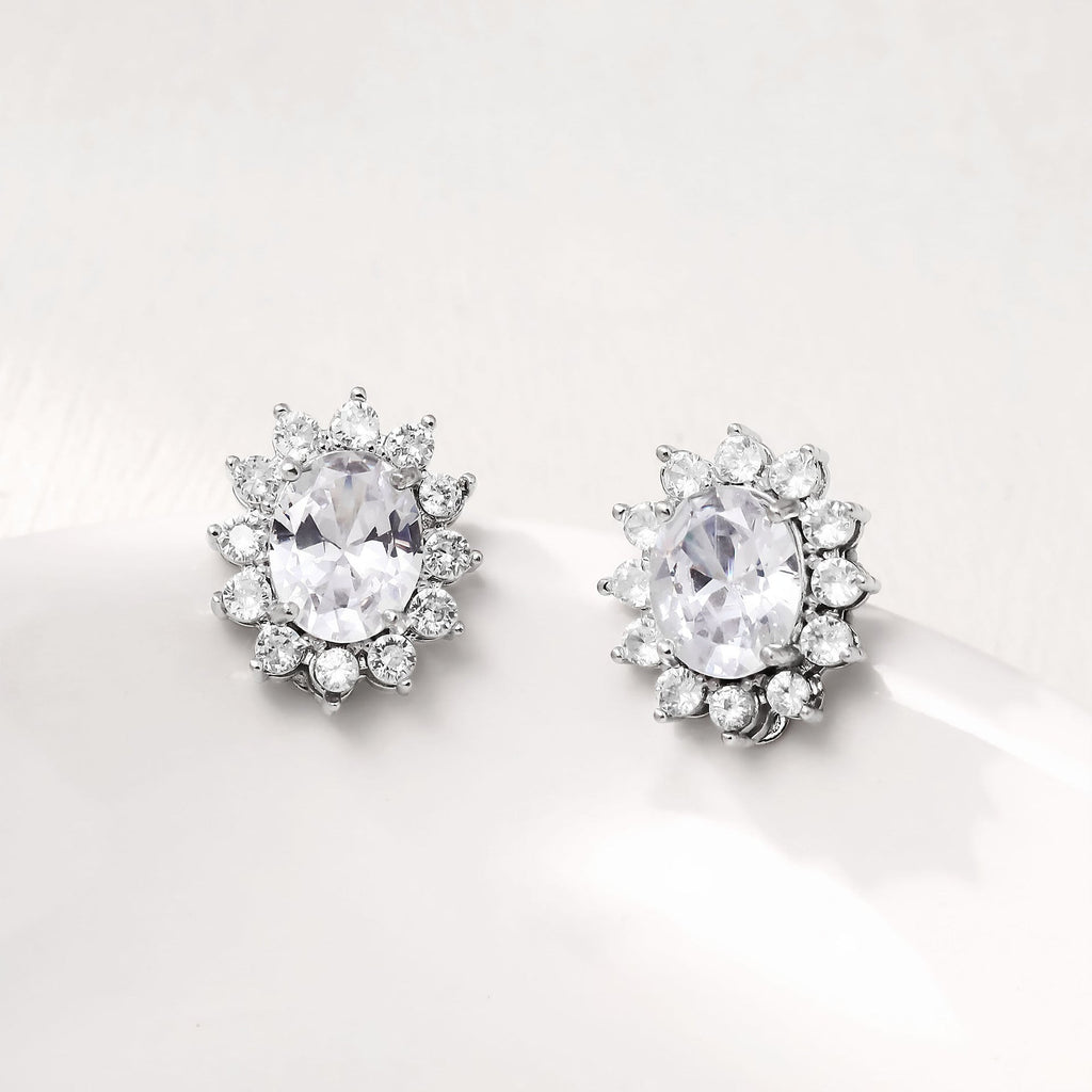 Charming Earring for Any Occasion