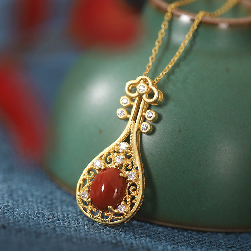 Beautiful Silver Pendant with Unique Style